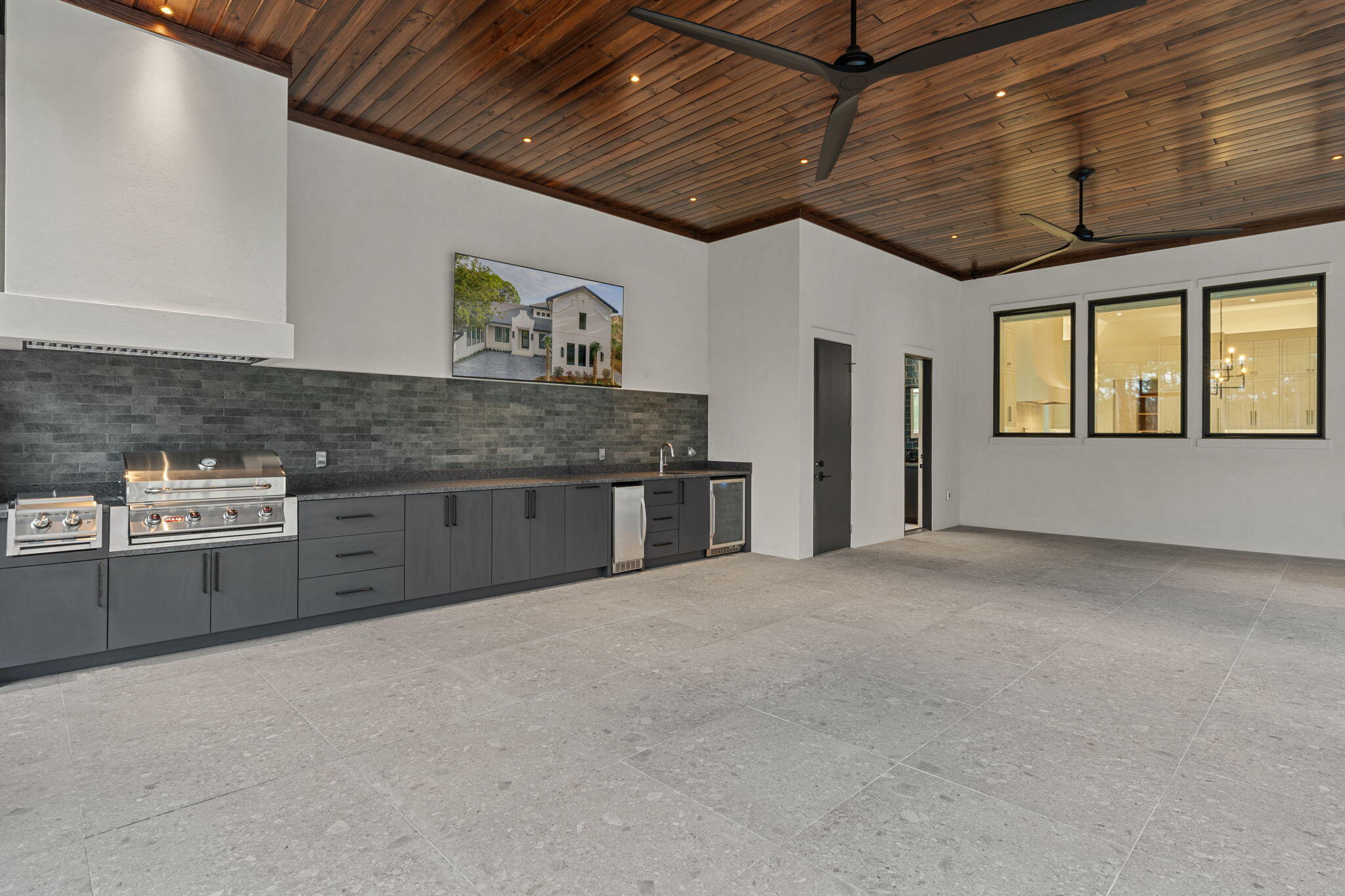 BURNT PINE - Residential