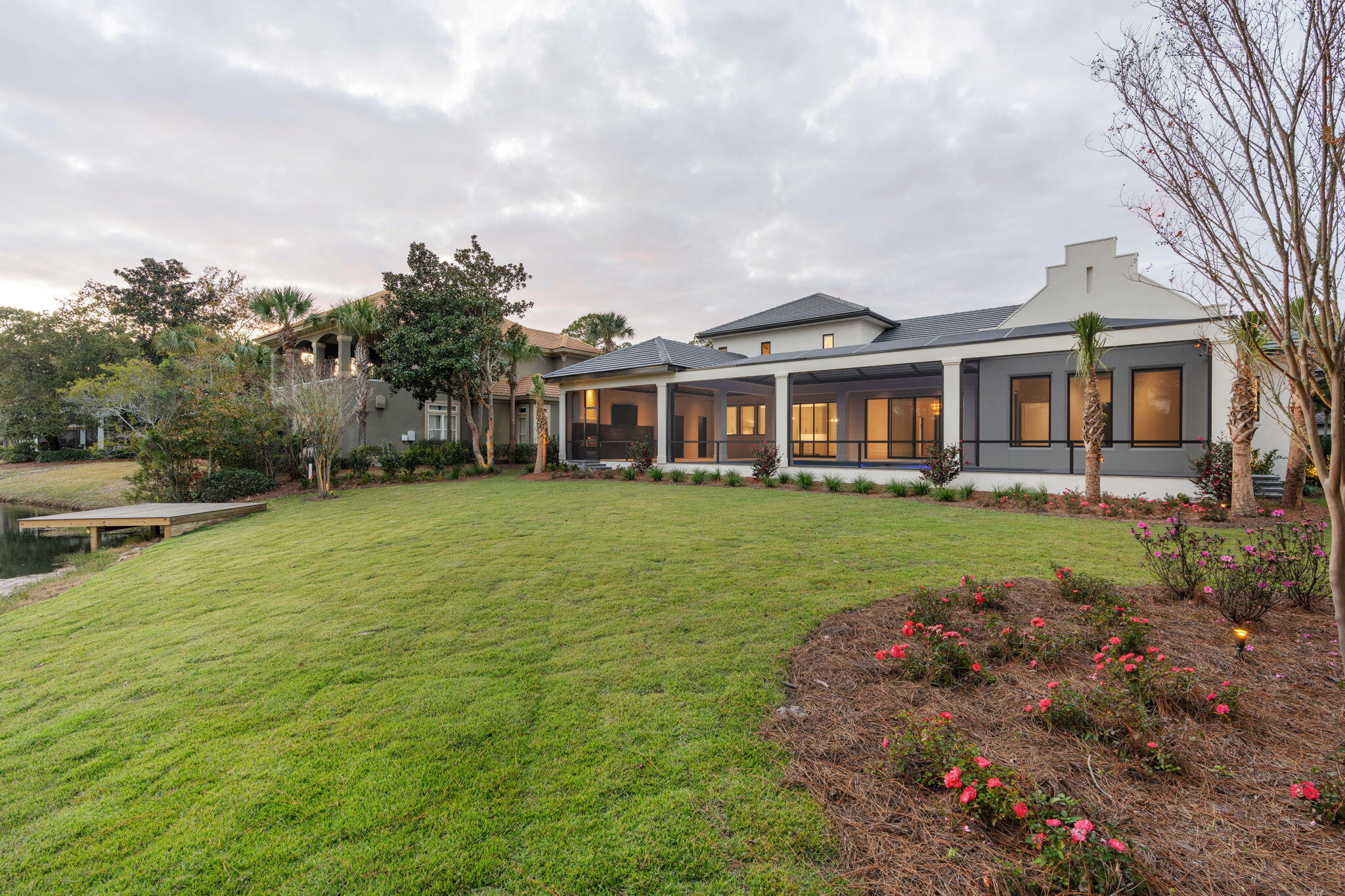 BURNT PINE - Residential