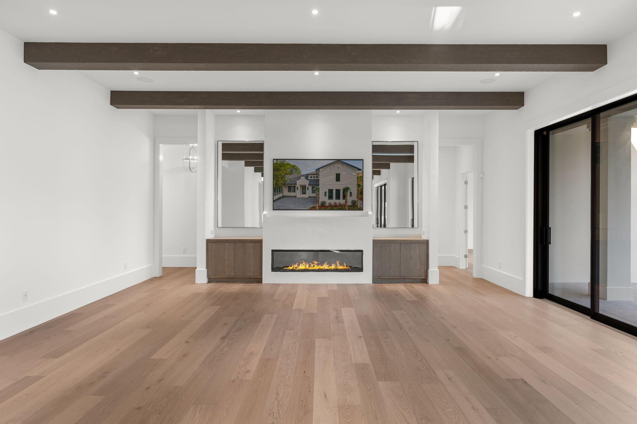 BURNT PINE - Residential