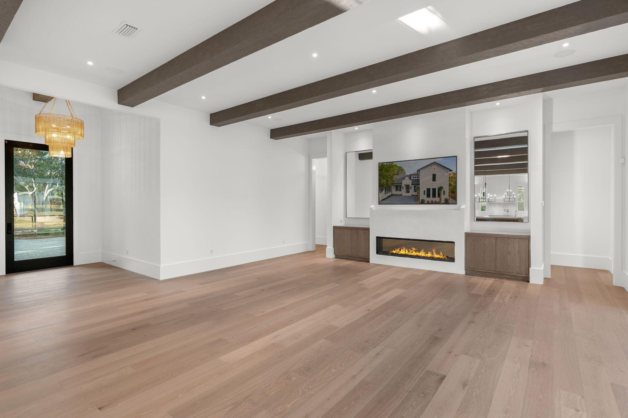 BURNT PINE - Residential