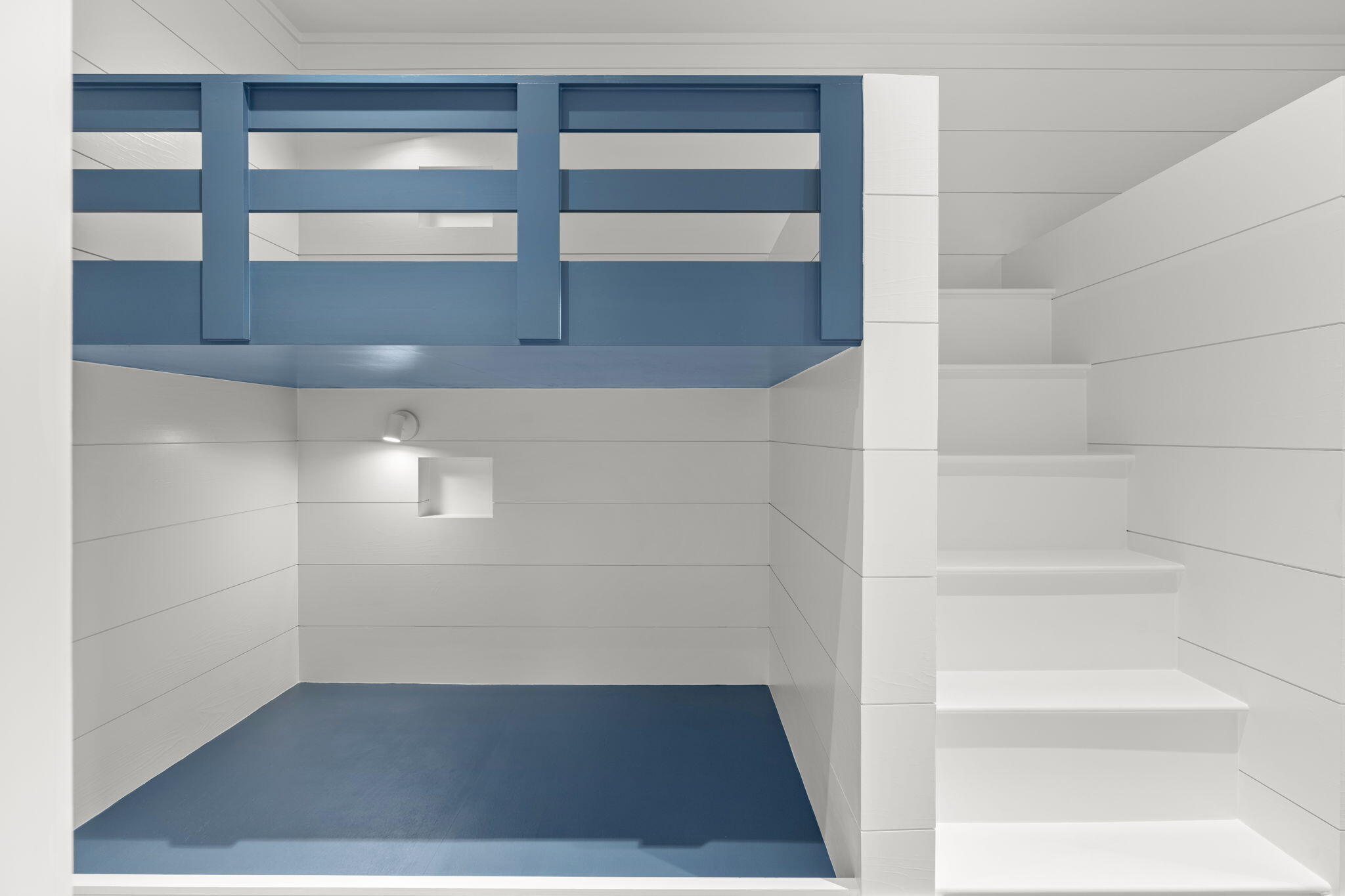 BURNT PINE - Residential