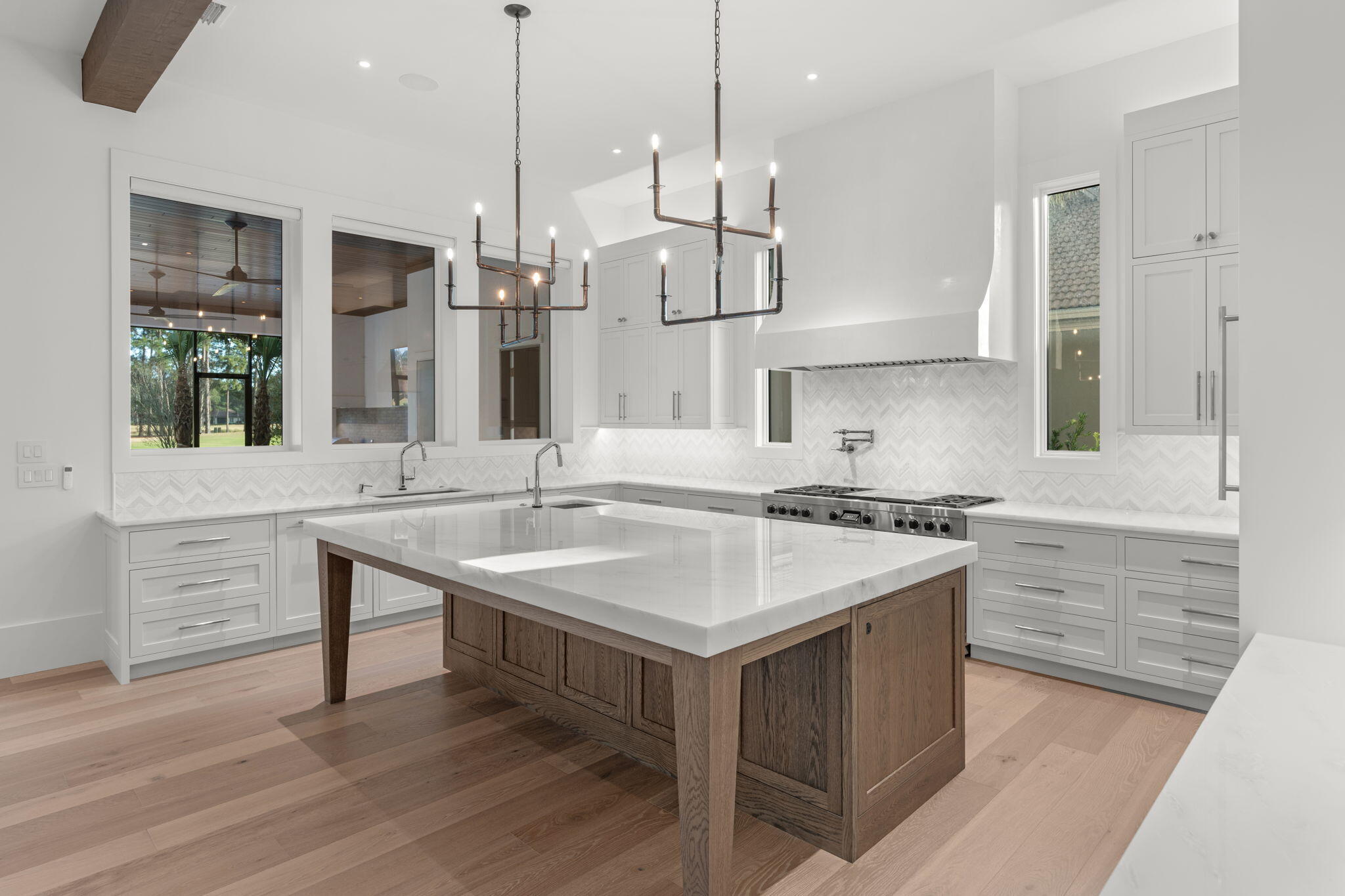 BURNT PINE - Residential