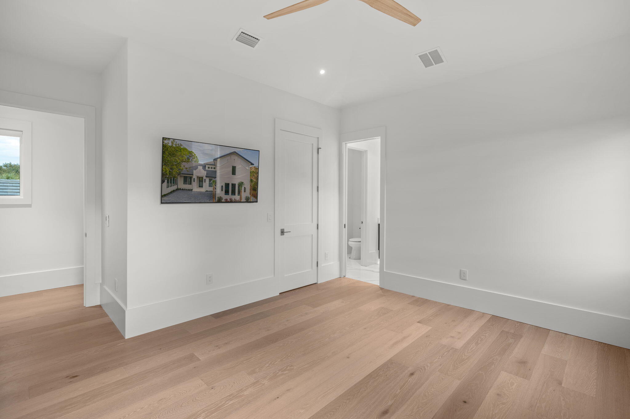 BURNT PINE - Residential