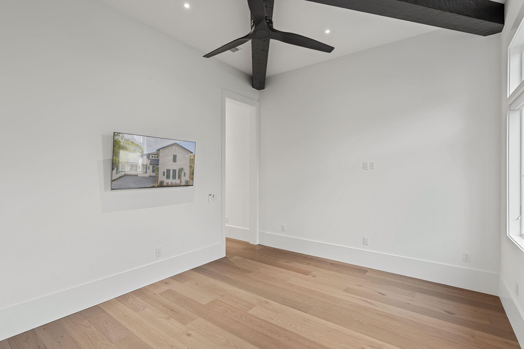 BURNT PINE - Residential