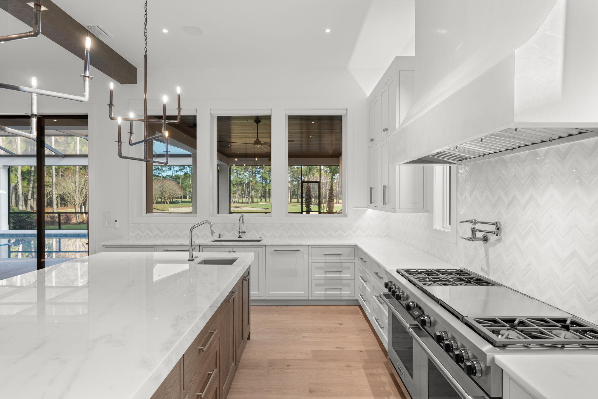 BURNT PINE - Residential