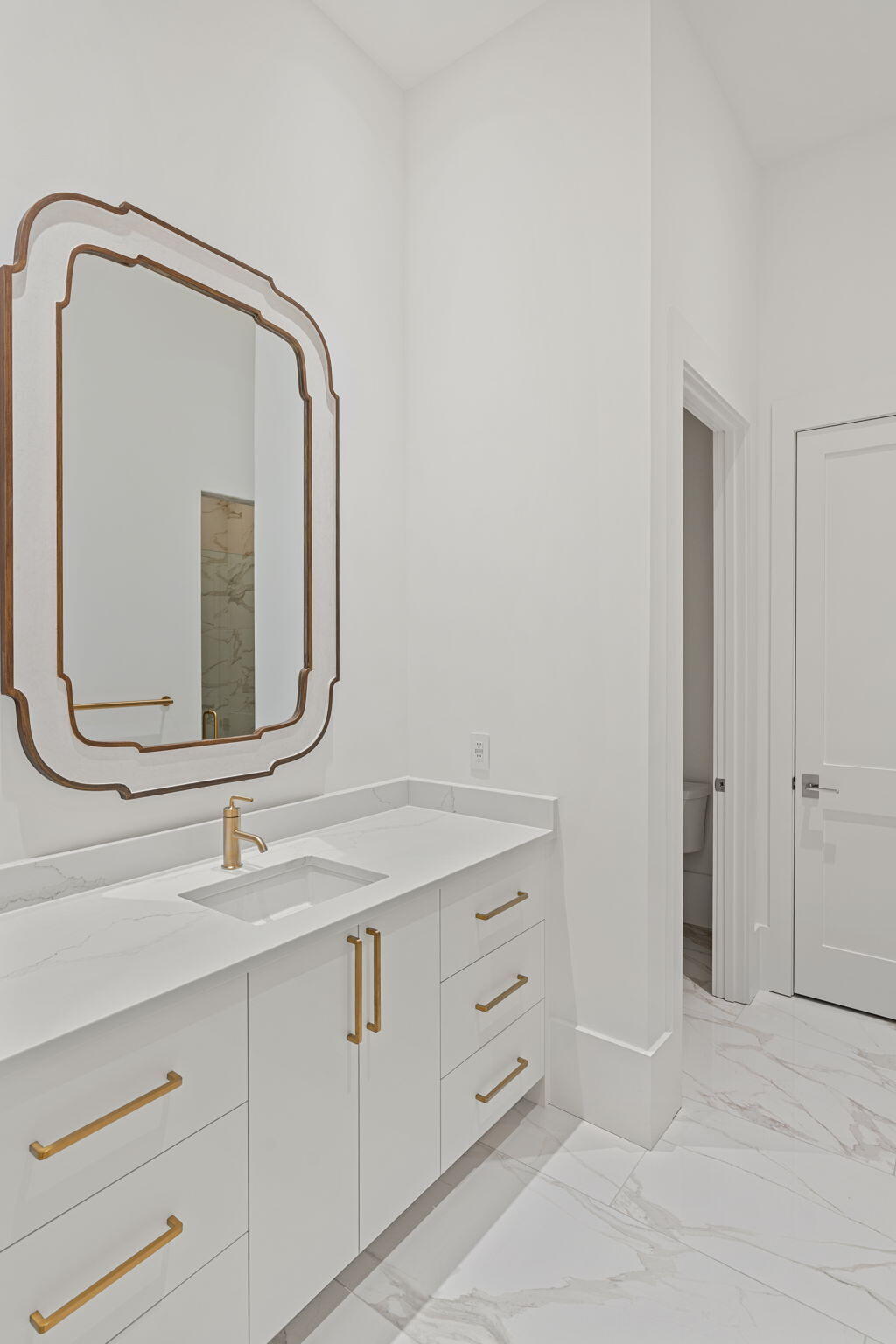 BURNT PINE - Residential