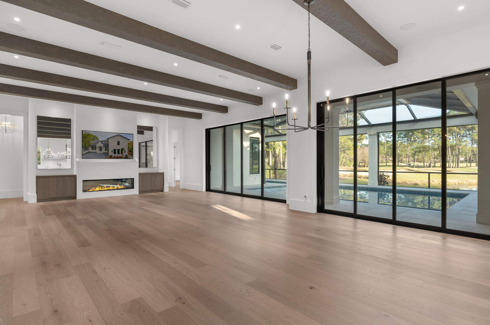 BURNT PINE - Residential