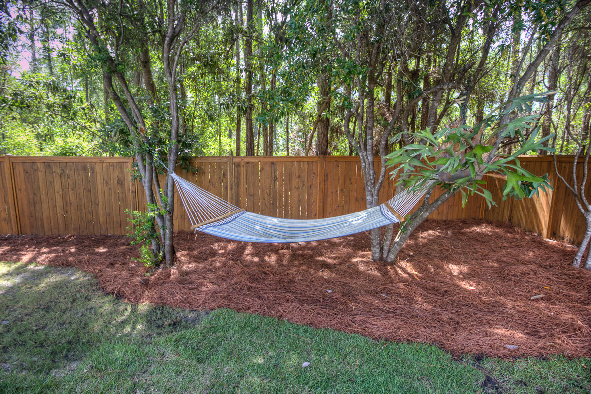 COLONY CLUB - Residential