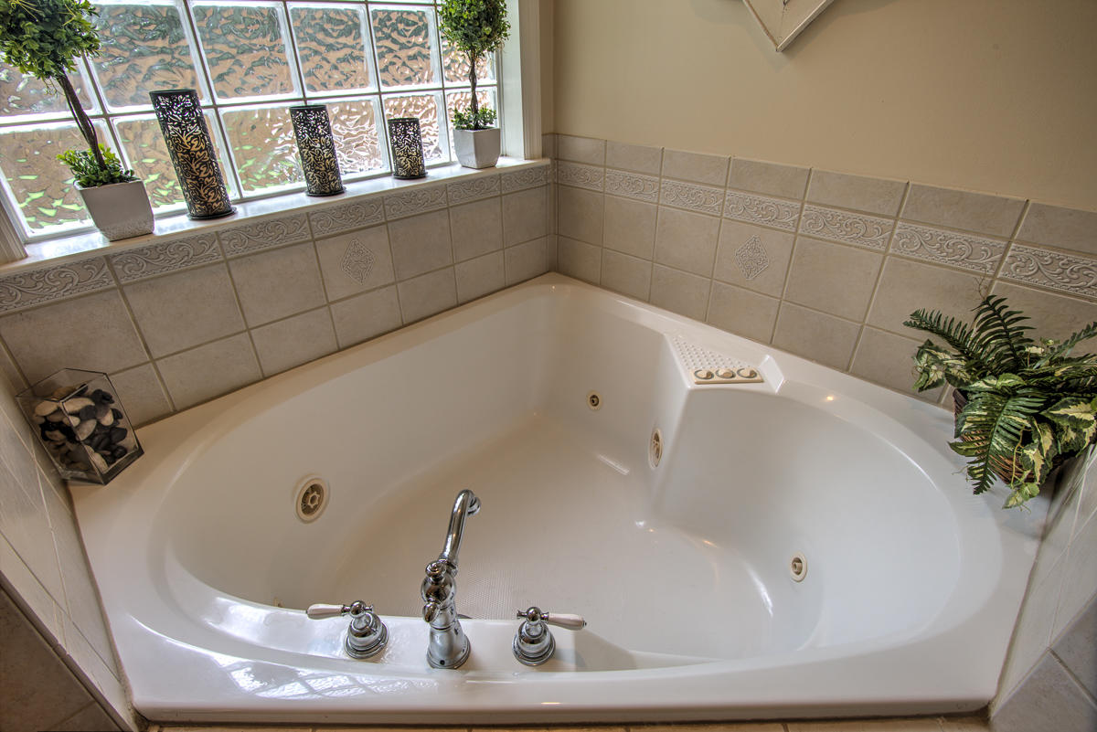 COLONY CLUB - Residential