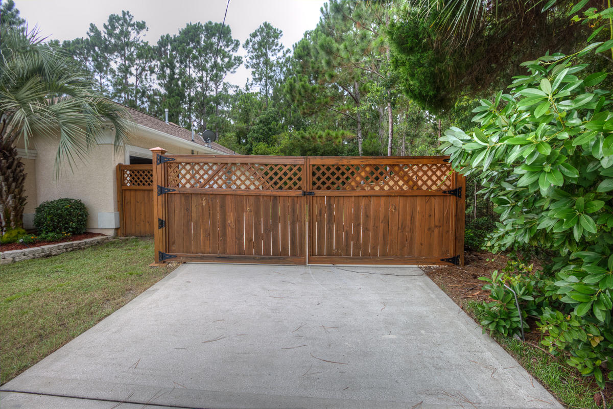 COLONY CLUB - Residential