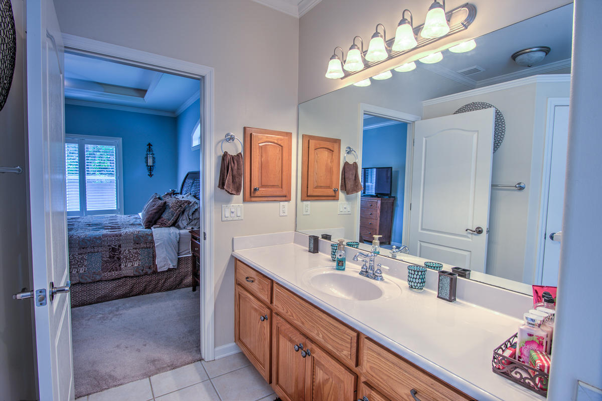 COLONY CLUB - Residential