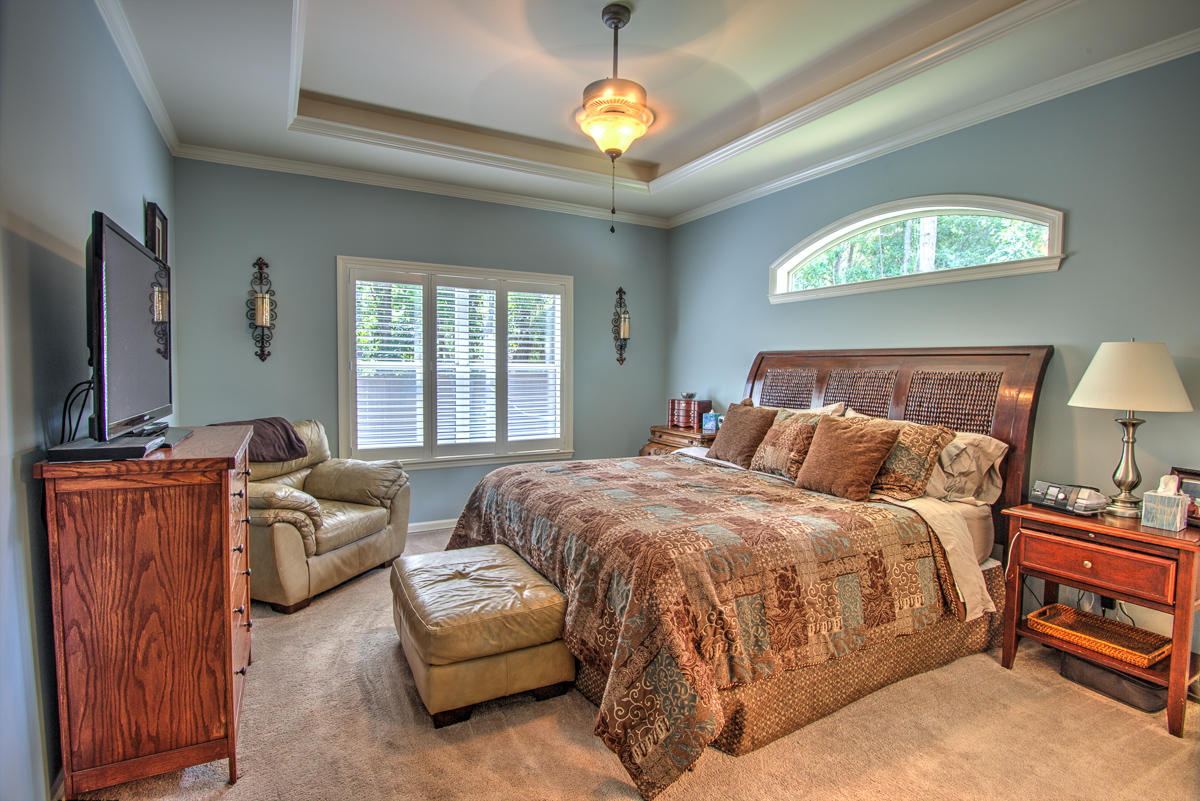 COLONY CLUB - Residential