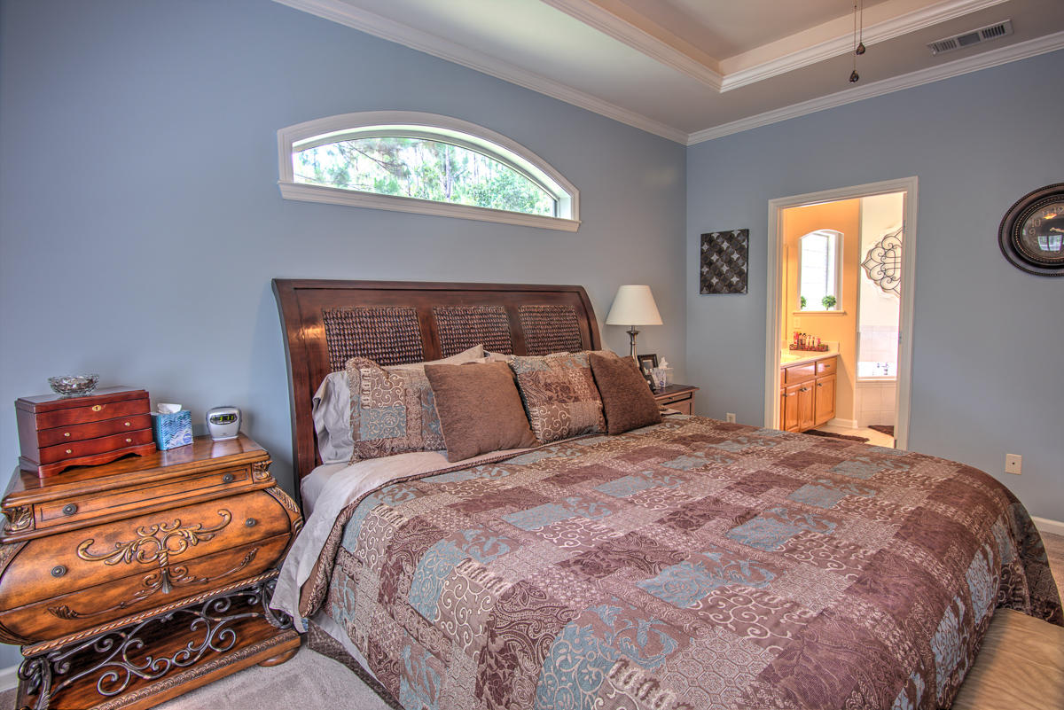 COLONY CLUB - Residential