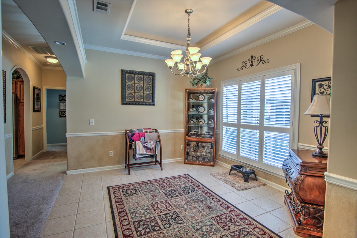 COLONY CLUB - Residential