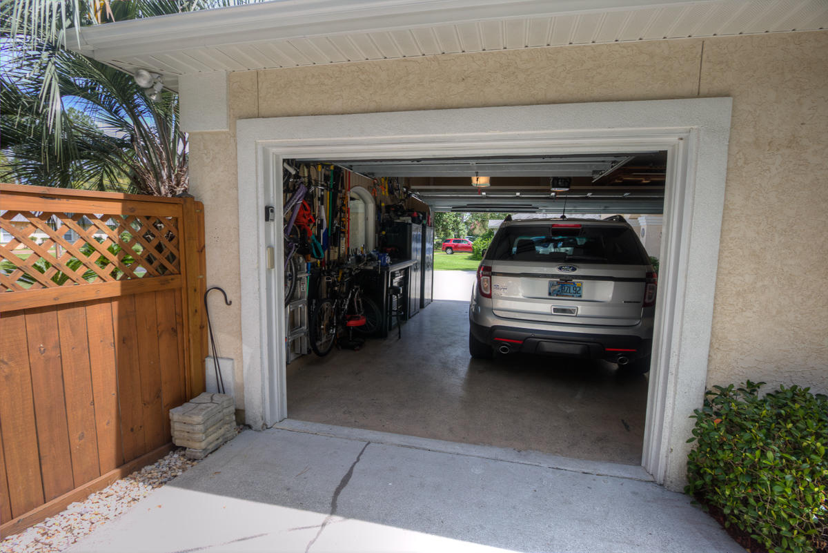 COLONY CLUB - Residential