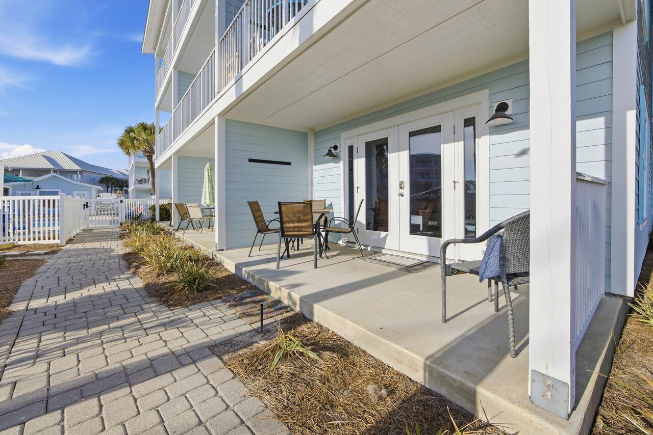 SUMMERSPELL CONDO - Residential