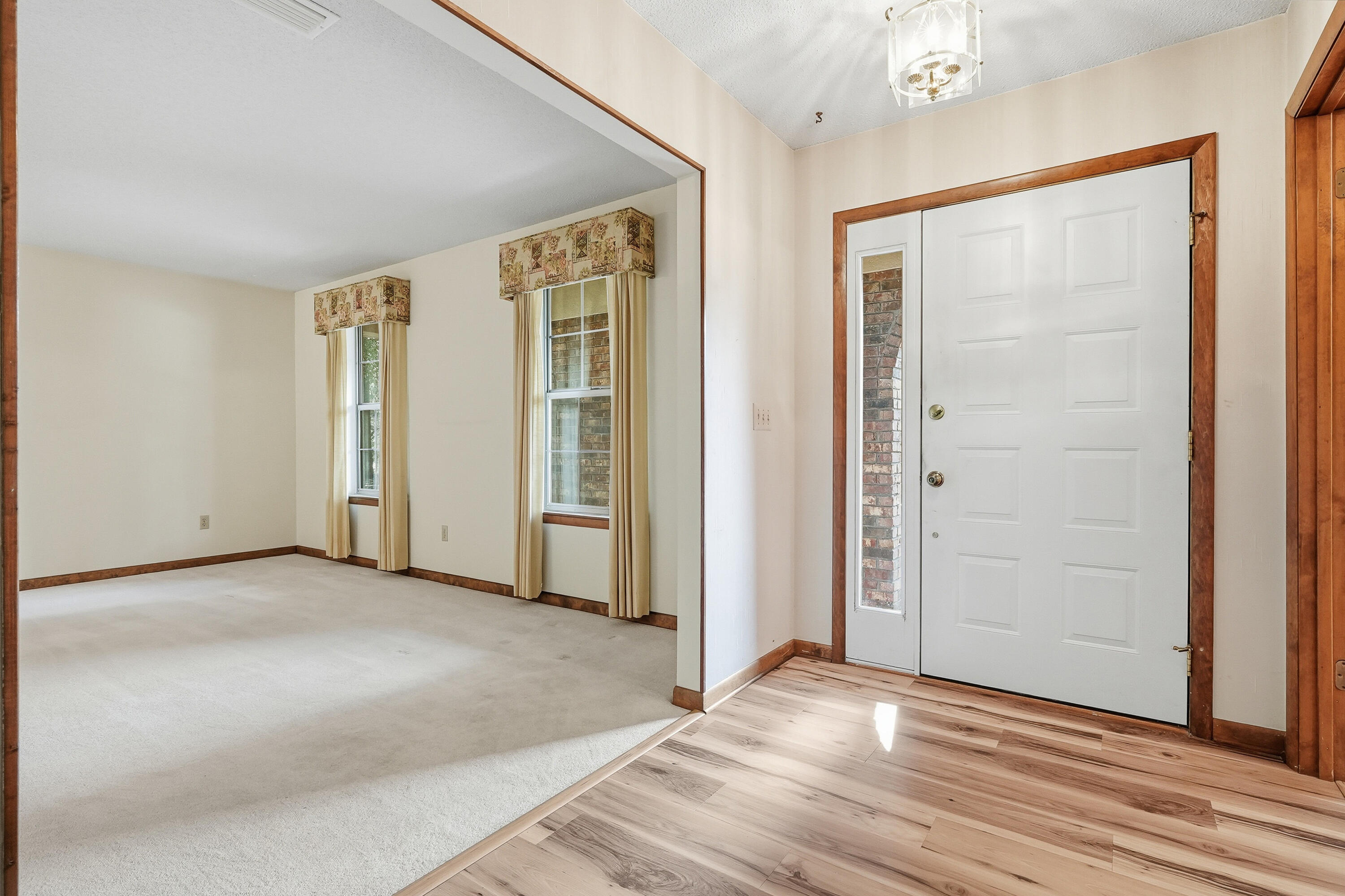 ROCKY BAYOU COUNTRY CLUB ESTATES 3 - Residential