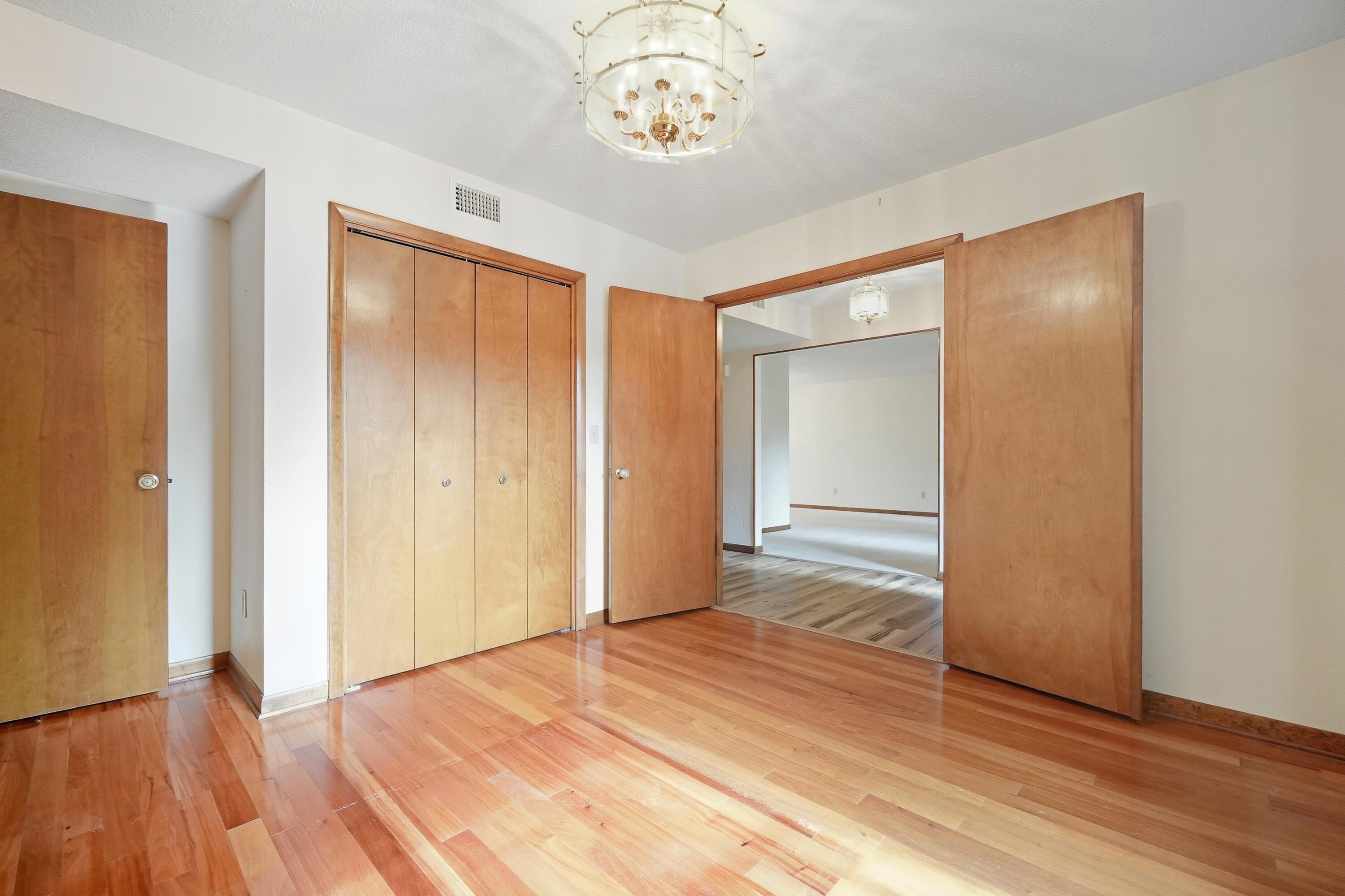 ROCKY BAYOU COUNTRY CLUB ESTATES 3 - Residential