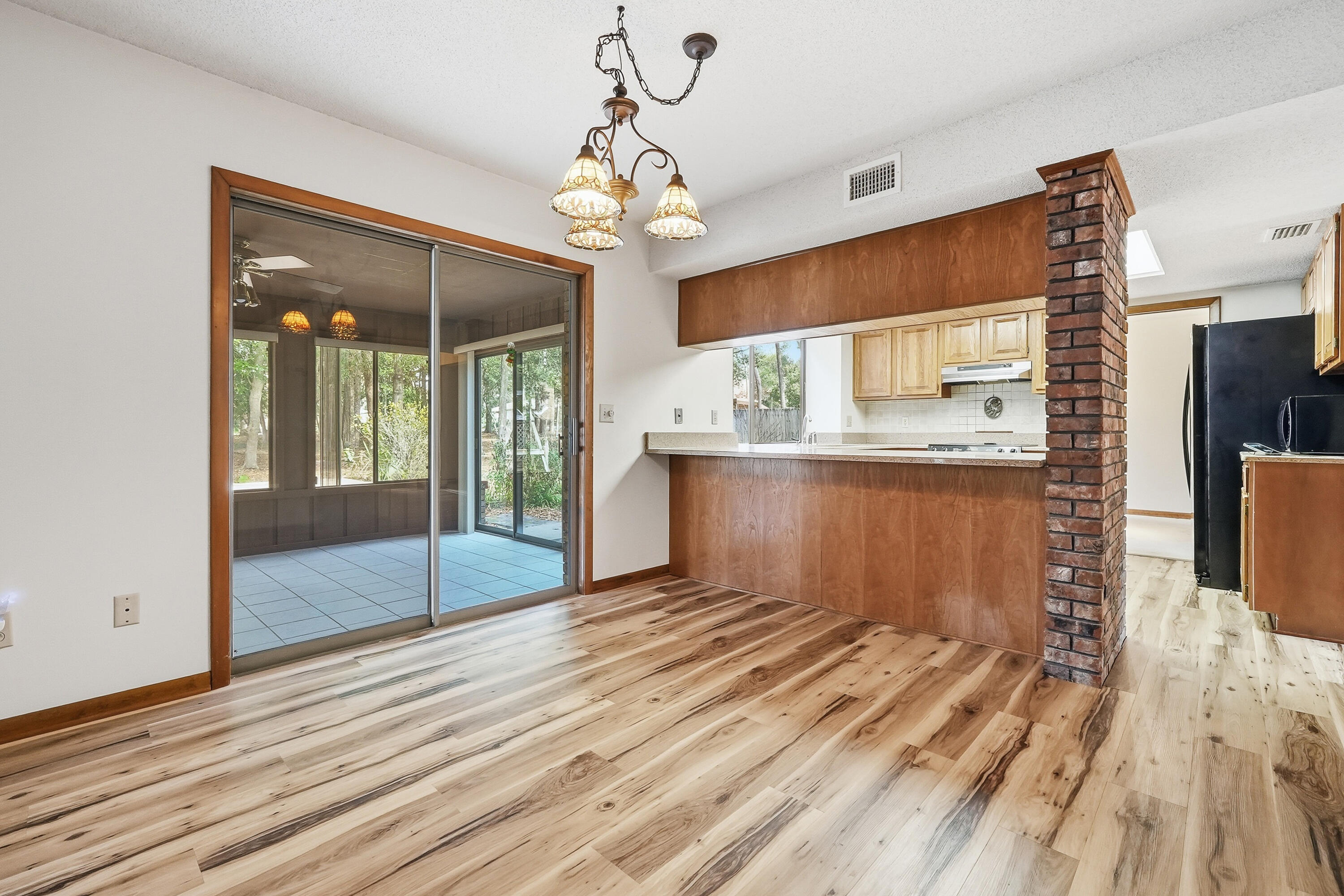 ROCKY BAYOU COUNTRY CLUB ESTATES 3 - Residential