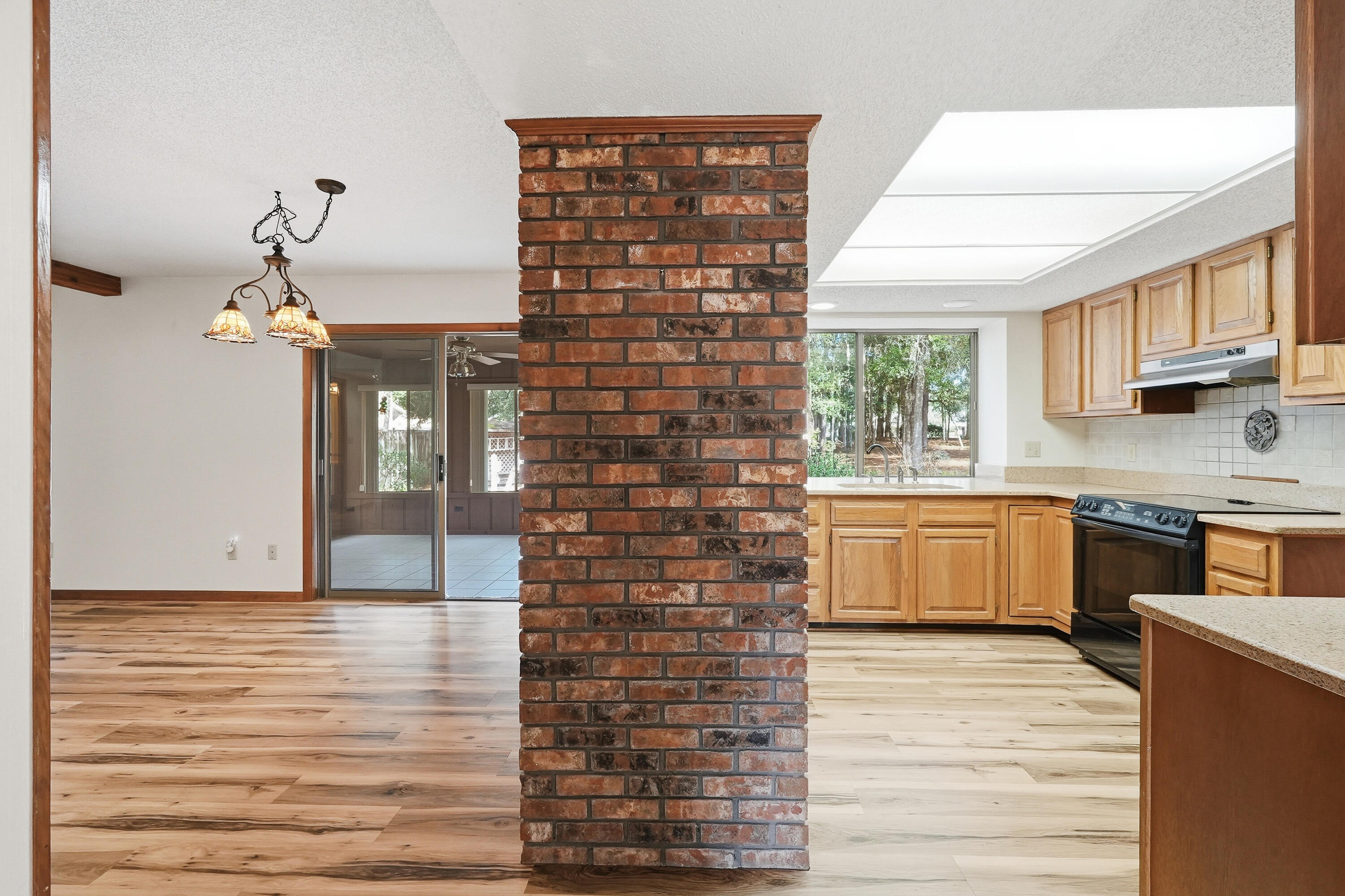 ROCKY BAYOU COUNTRY CLUB ESTATES 3 - Residential