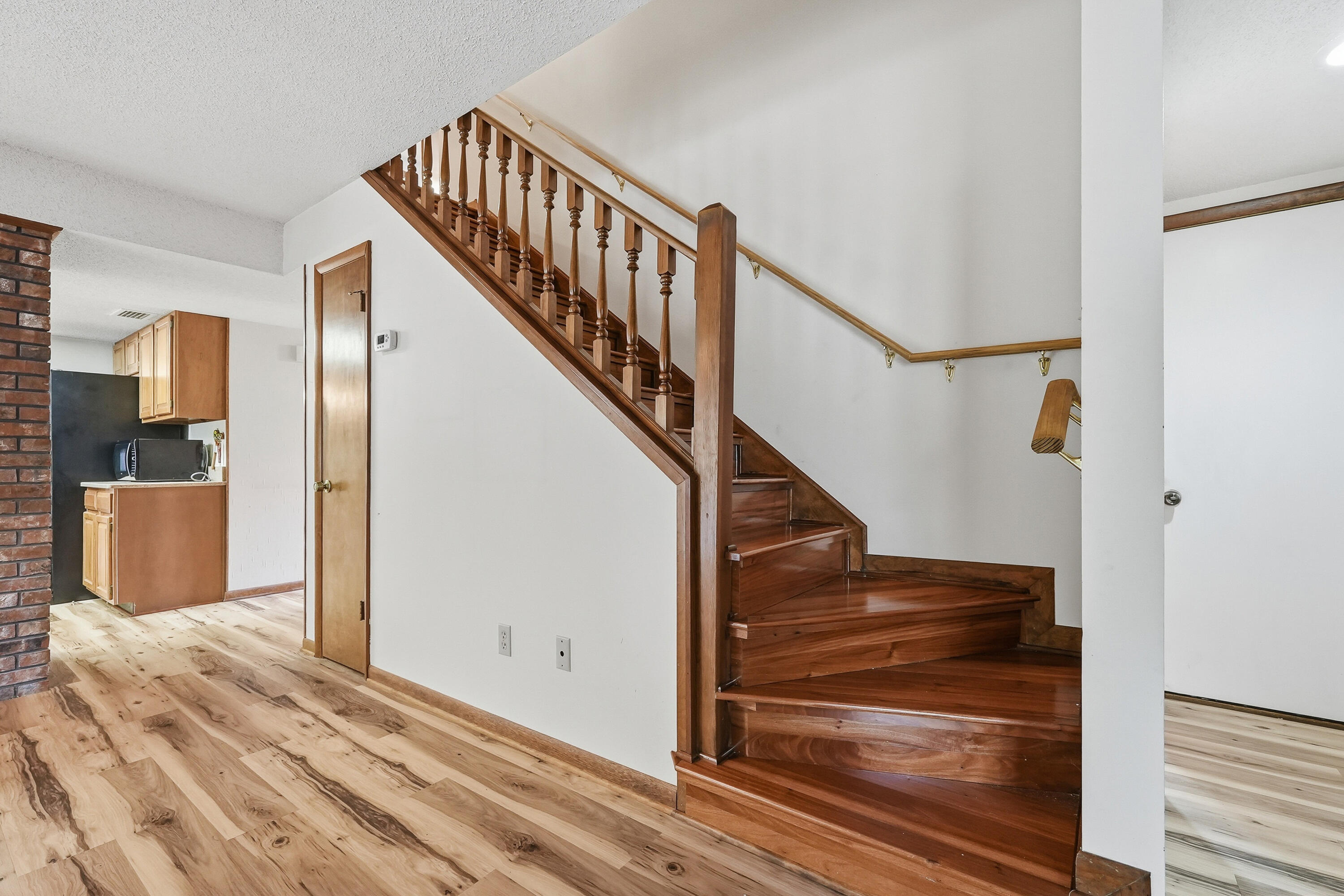 ROCKY BAYOU COUNTRY CLUB ESTATES 3 - Residential