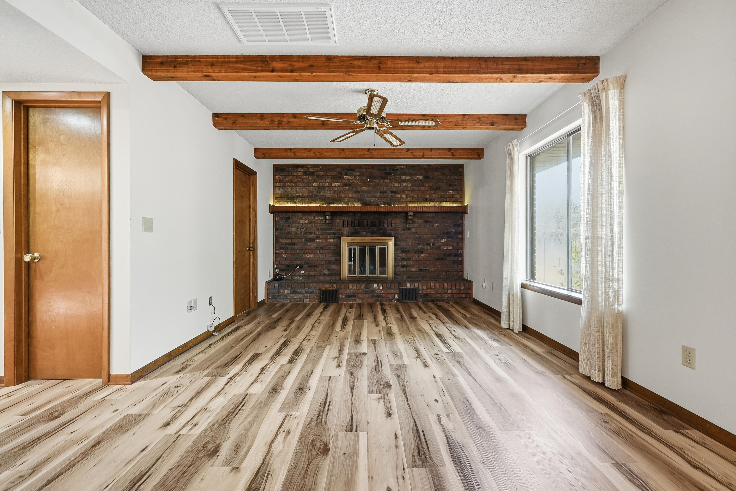 ROCKY BAYOU COUNTRY CLUB ESTATES 3 - Residential