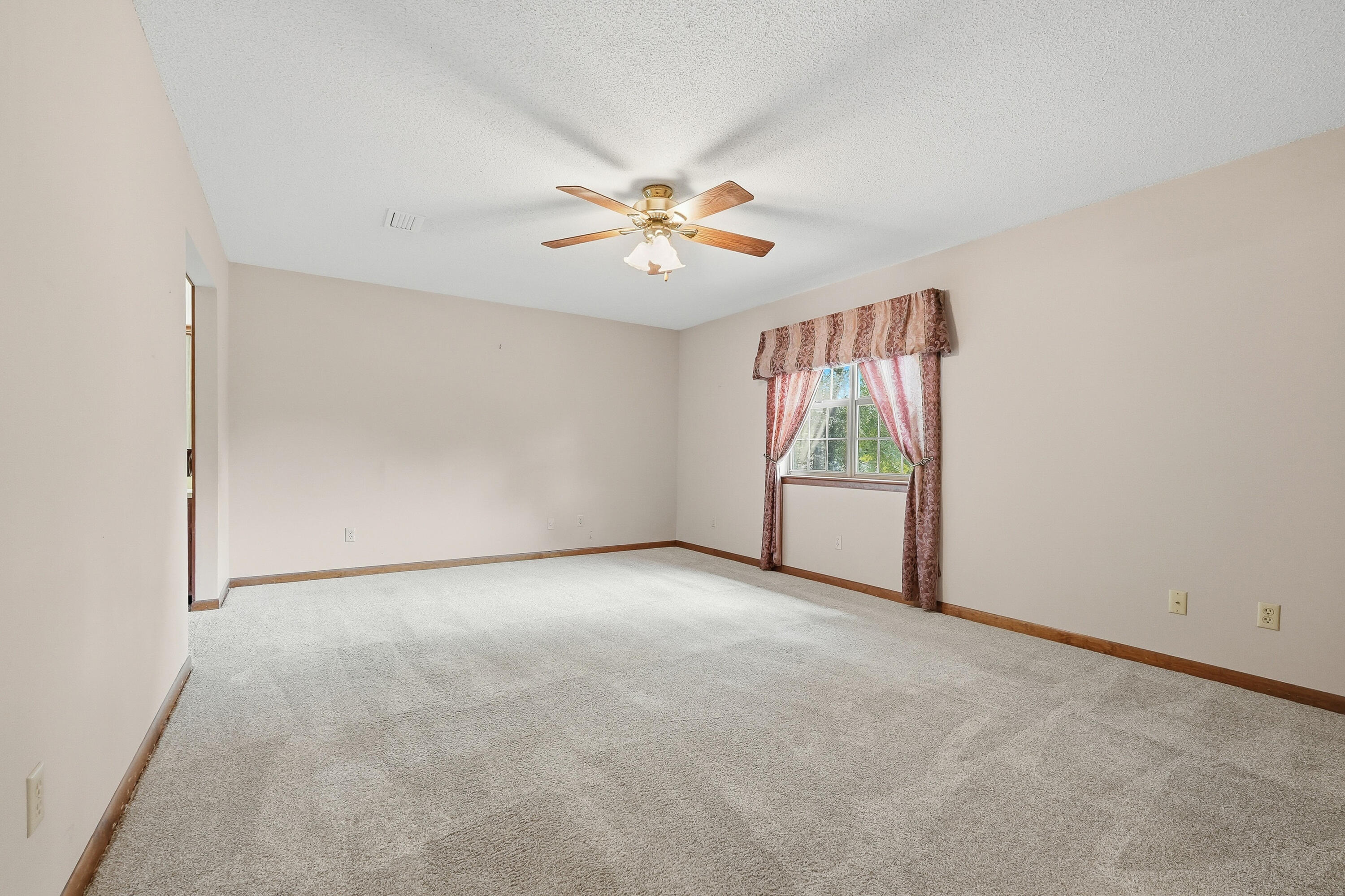 ROCKY BAYOU COUNTRY CLUB ESTATES 3 - Residential