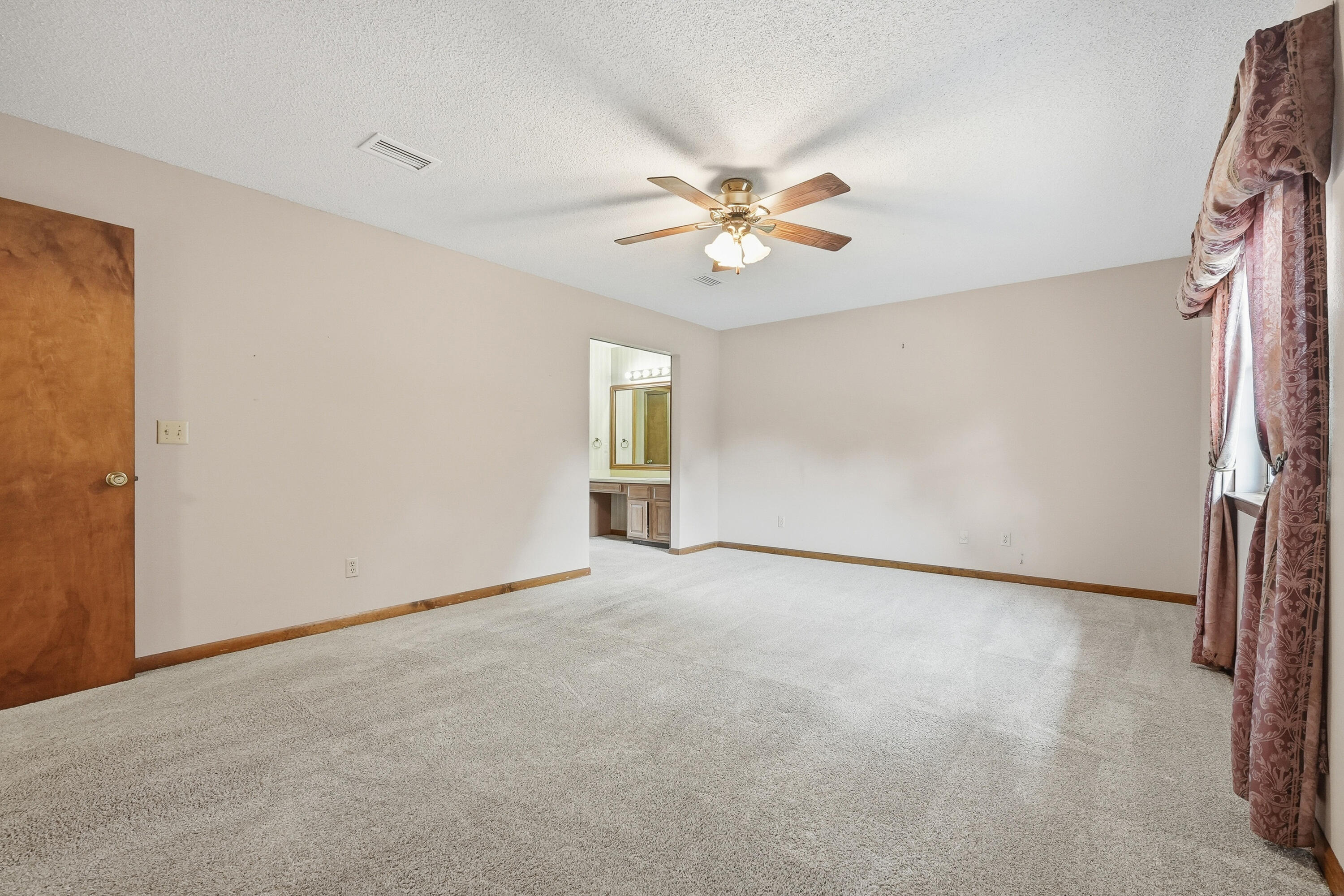 ROCKY BAYOU COUNTRY CLUB ESTATES 3 - Residential