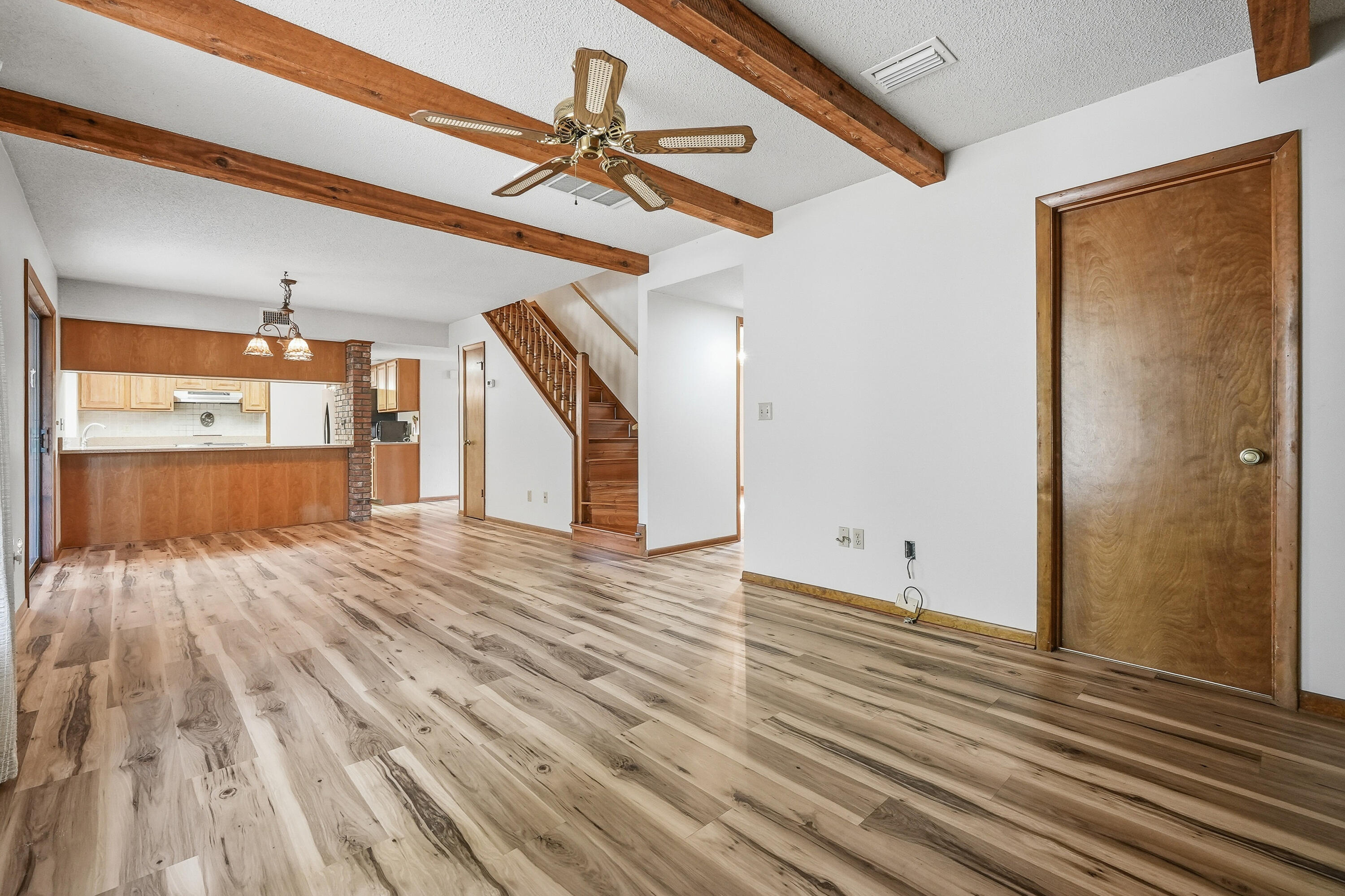 ROCKY BAYOU COUNTRY CLUB ESTATES 3 - Residential