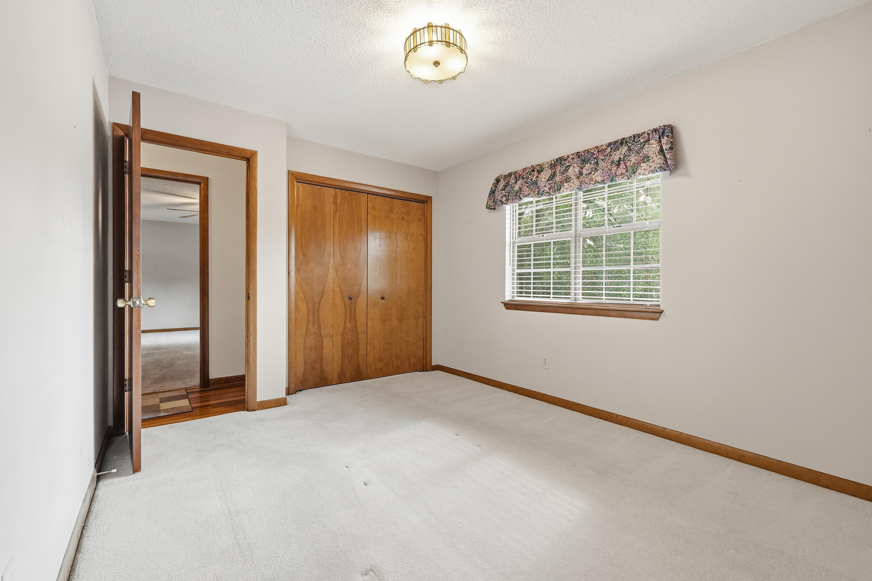 ROCKY BAYOU COUNTRY CLUB ESTATES 3 - Residential