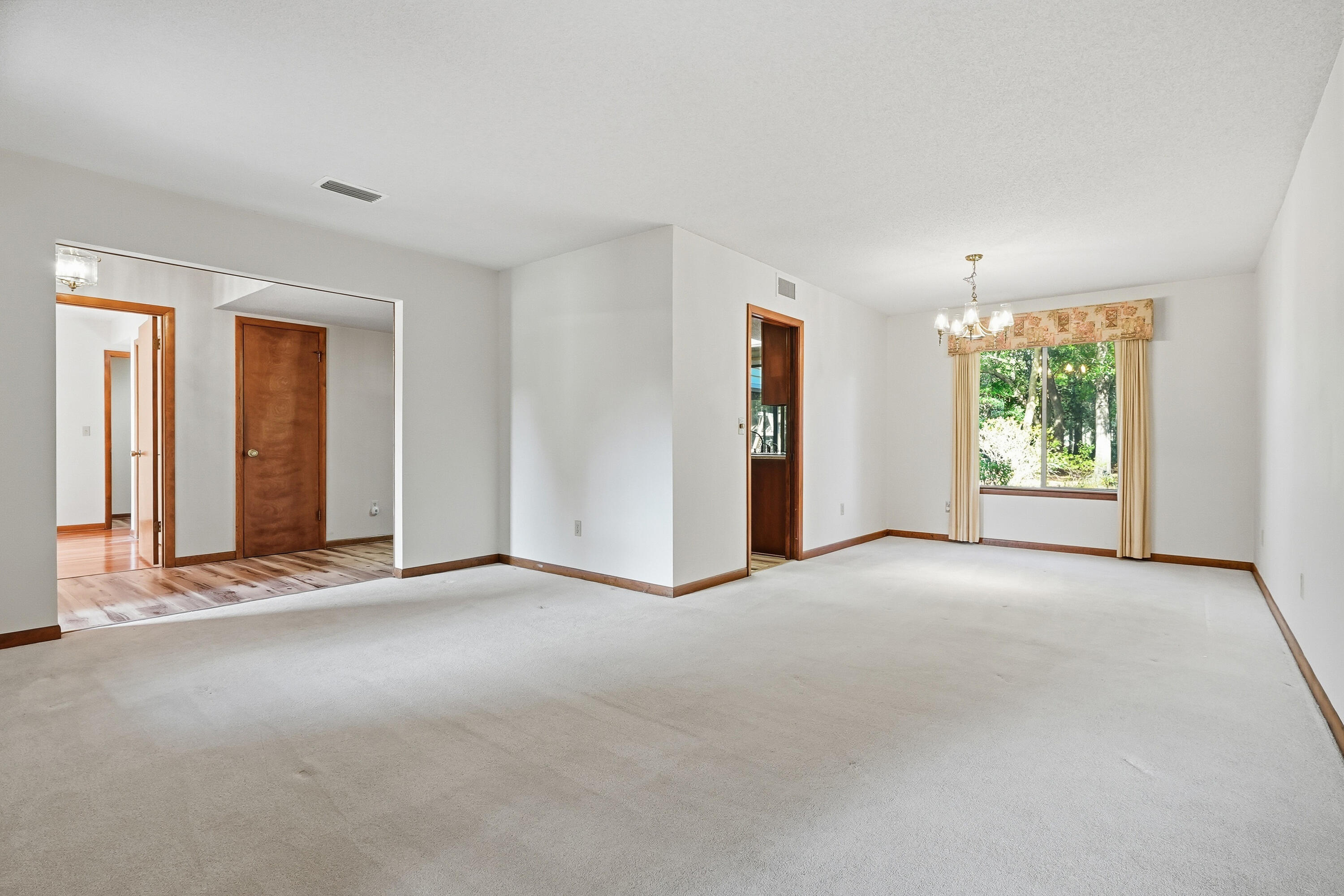 ROCKY BAYOU COUNTRY CLUB ESTATES 3 - Residential