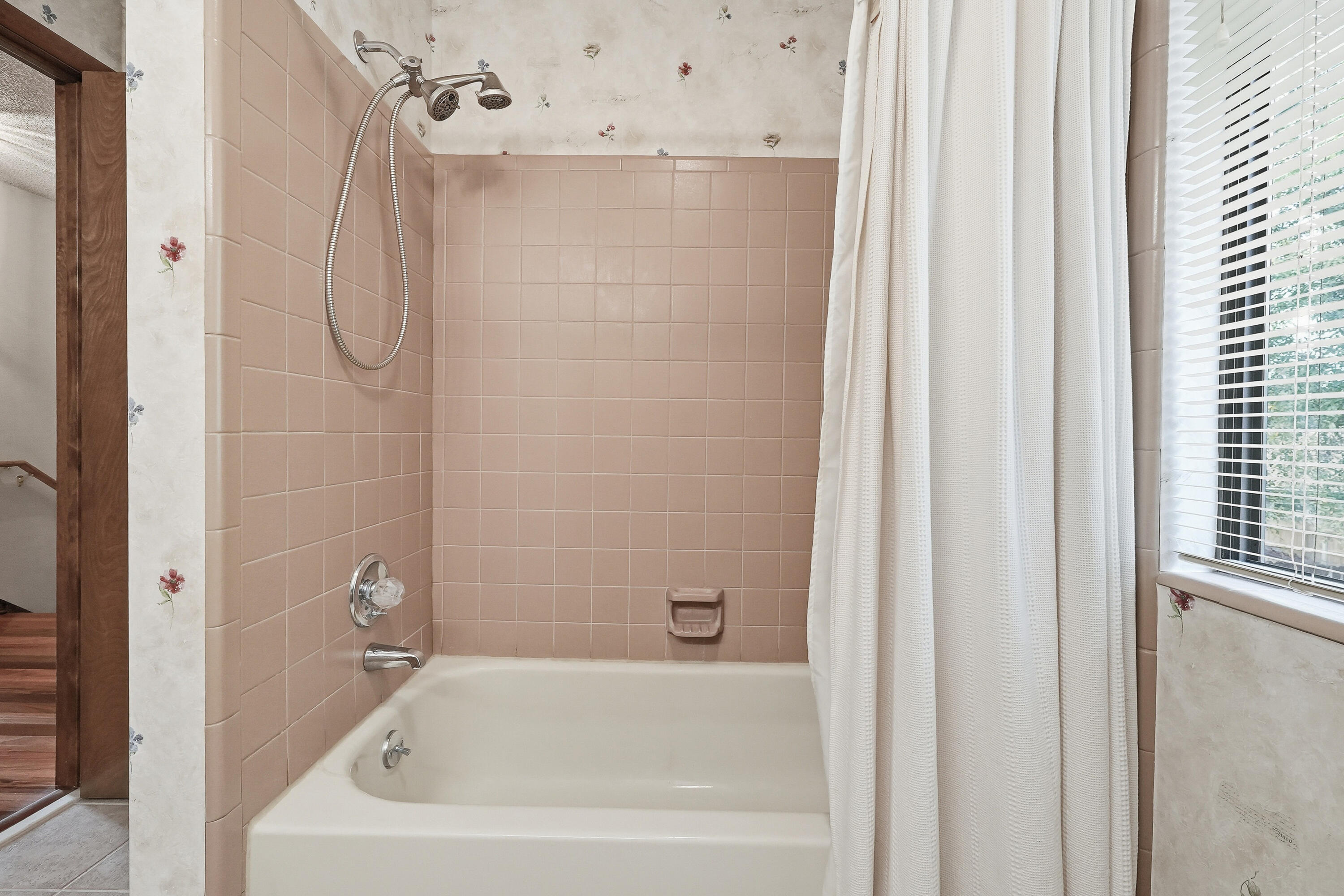 ROCKY BAYOU COUNTRY CLUB ESTATES 3 - Residential