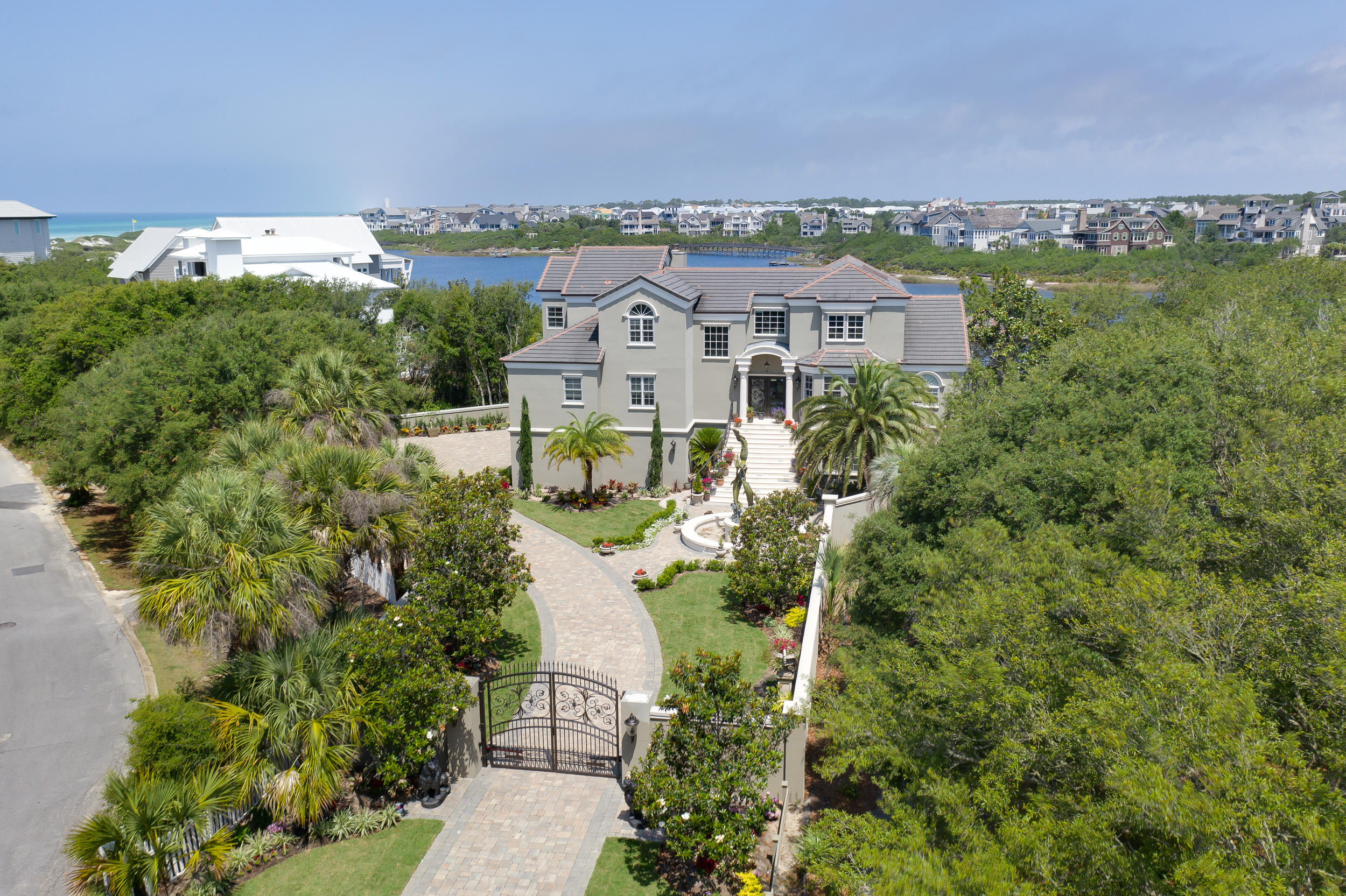 CAMP CREEK LAKE - Residential