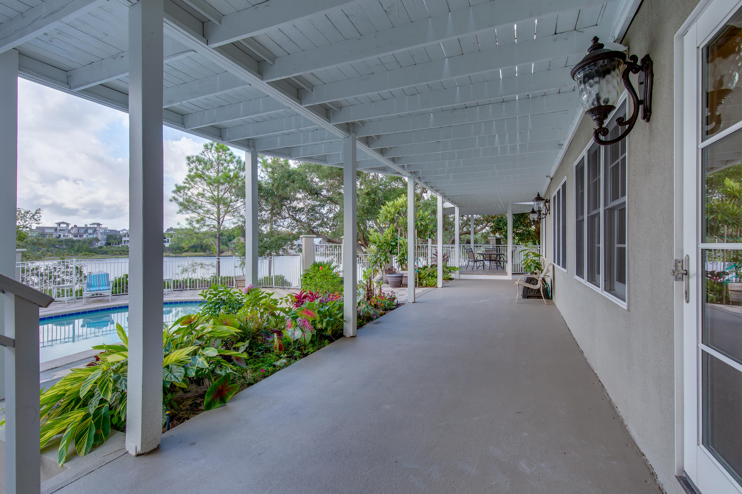 CAMP CREEK LAKE - Residential