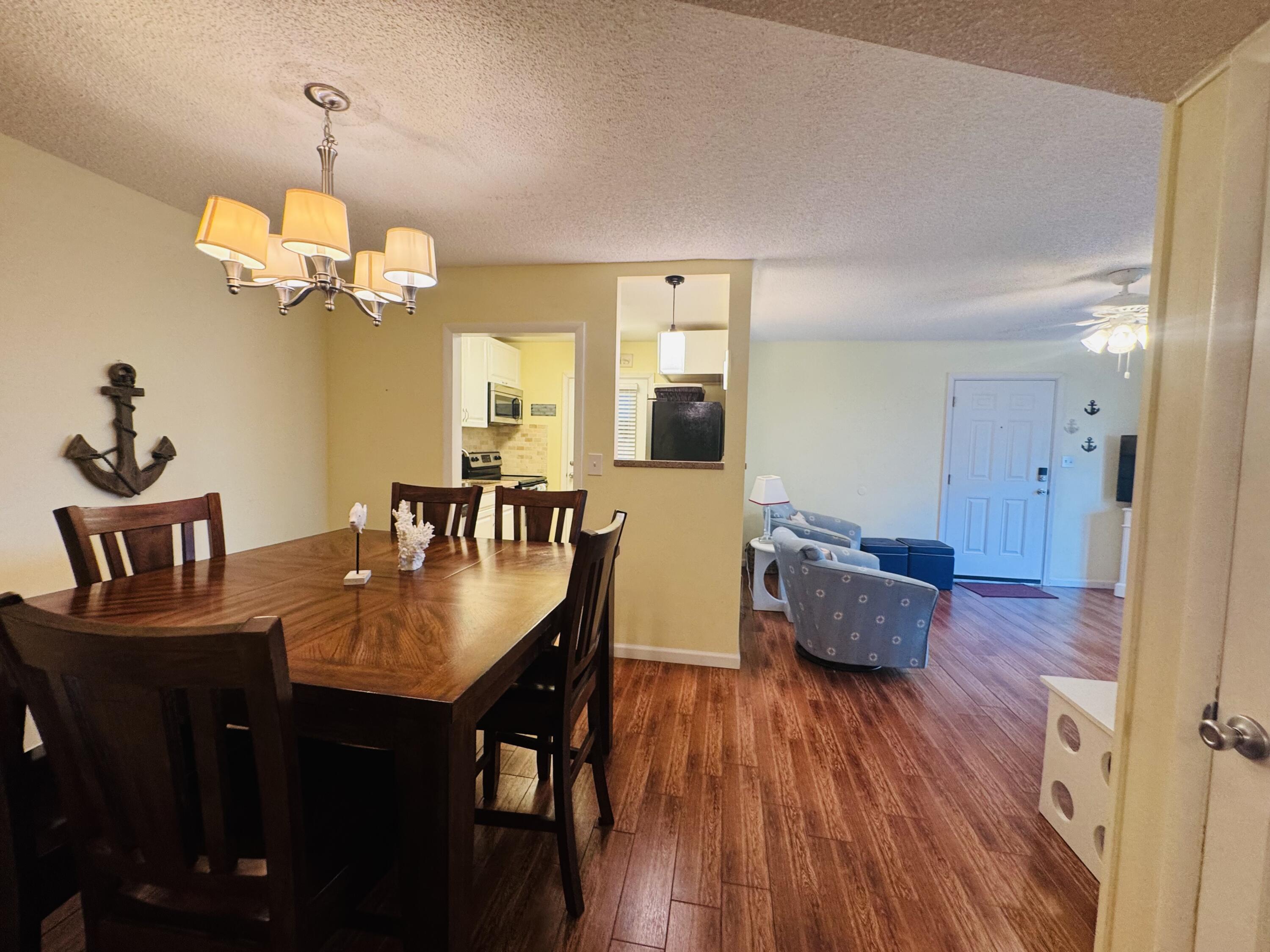 LANDMARK CONDO - Residential Lease