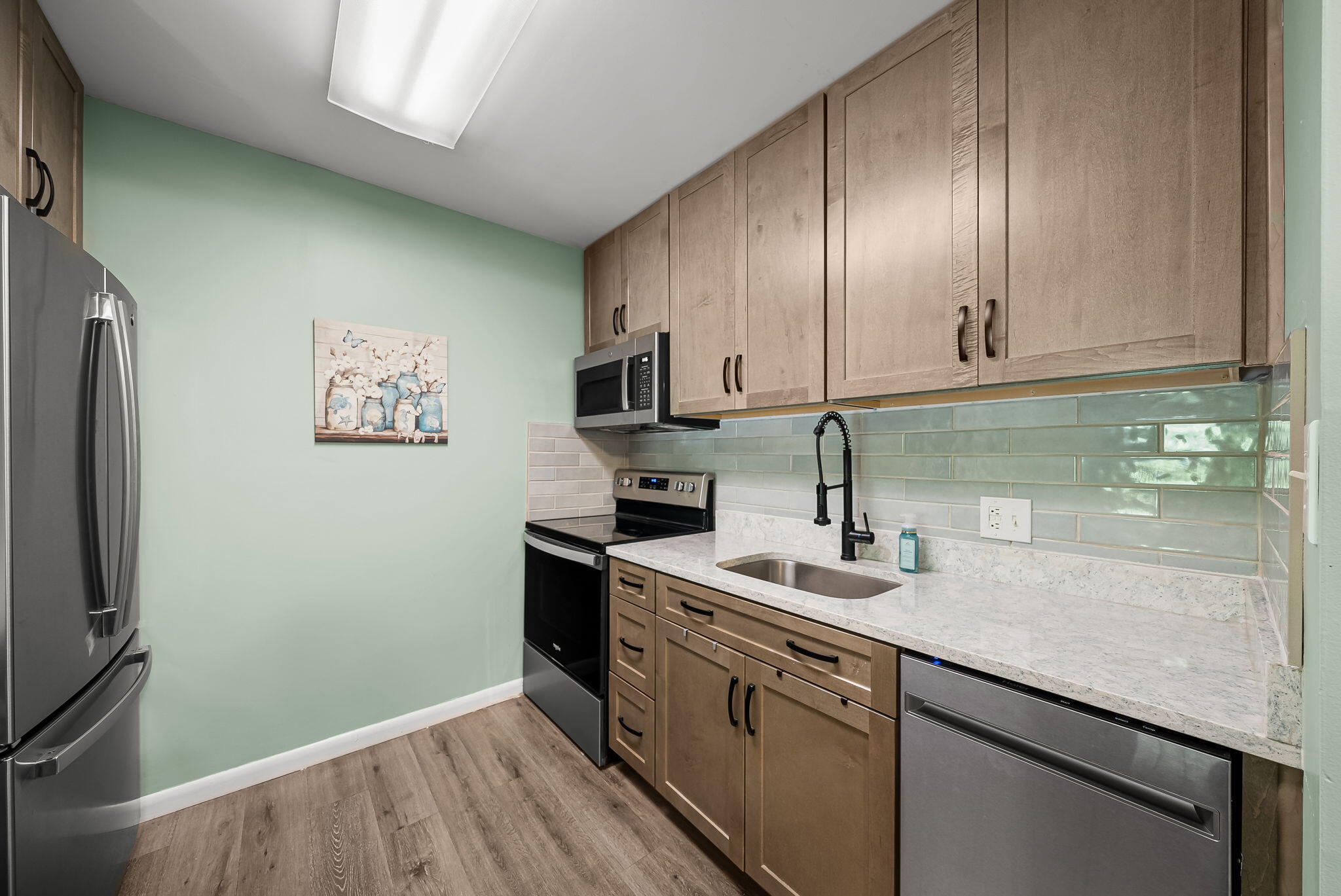LANDMARK CONDO - Residential