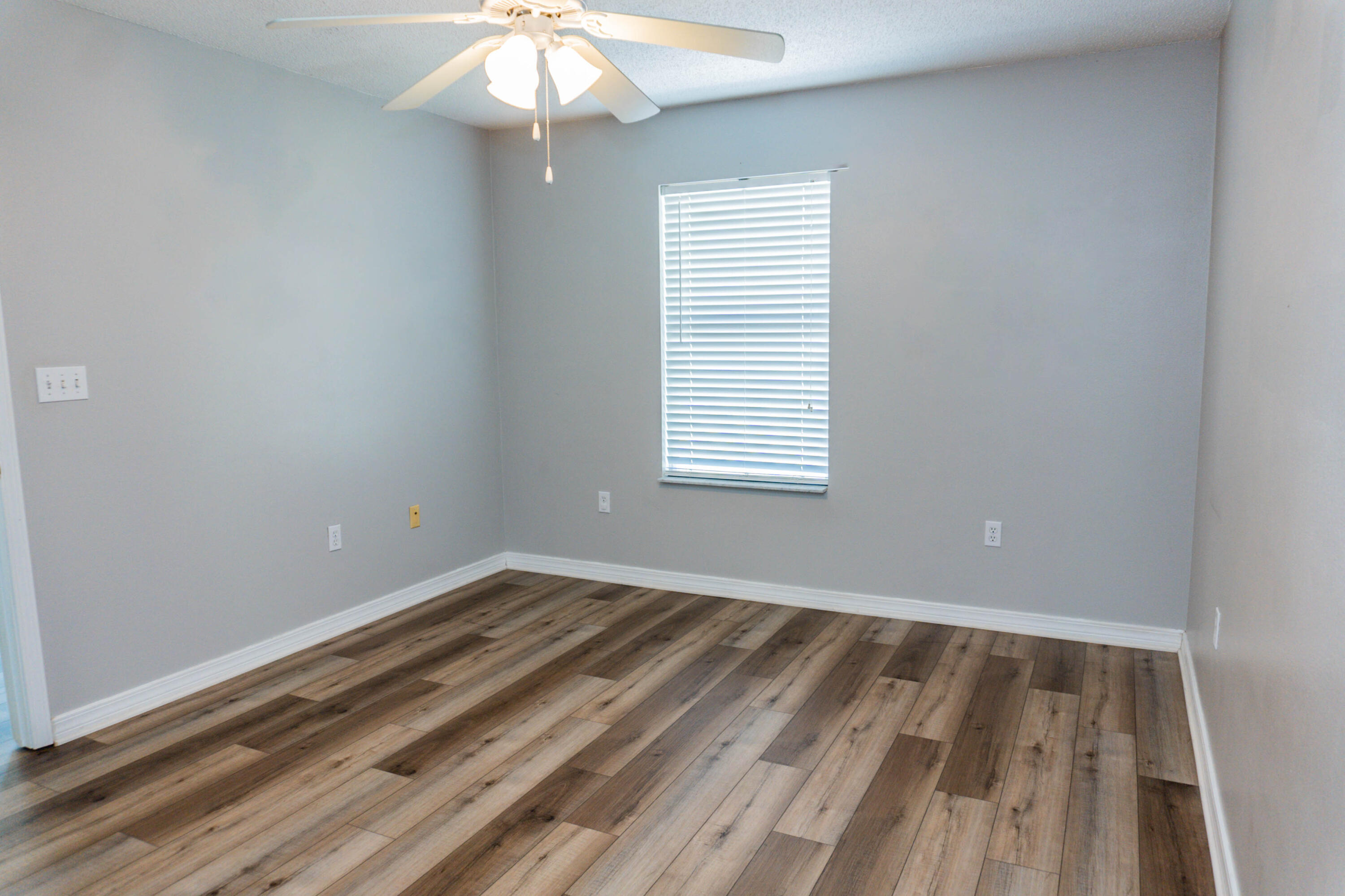 RIDGE CREST PH II - Residential