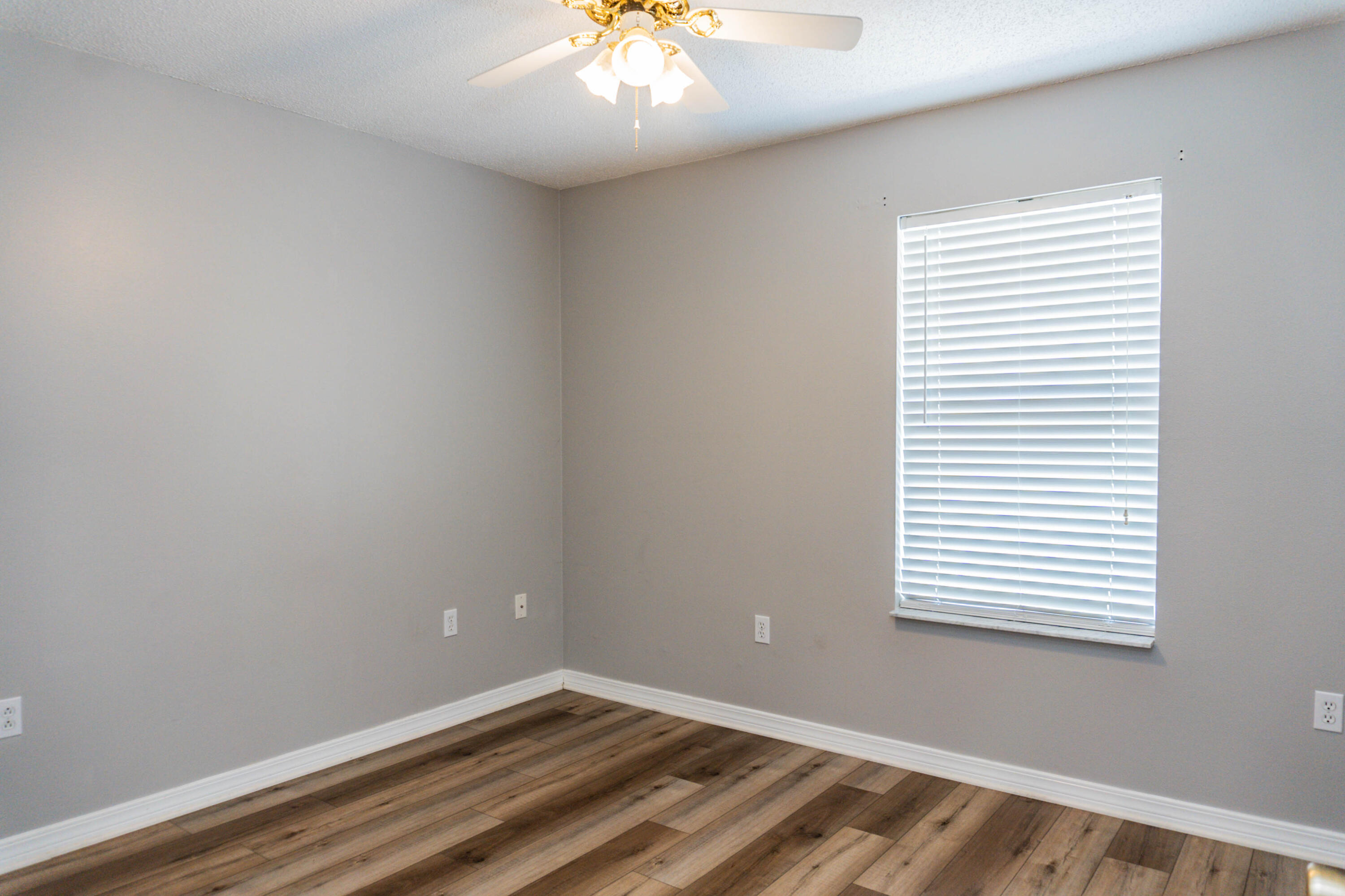 RIDGE CREST PH II - Residential