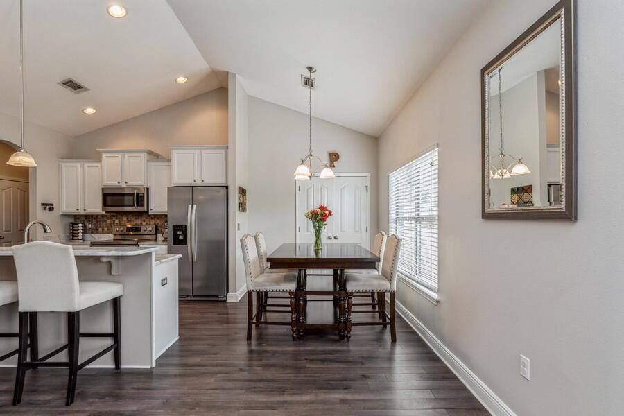 ROLLING RIDGE - Residential