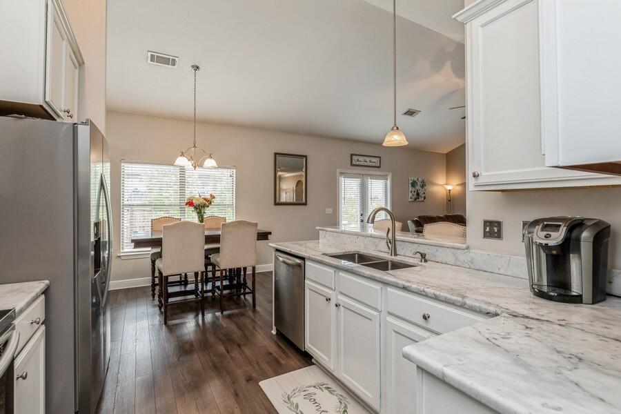 ROLLING RIDGE - Residential