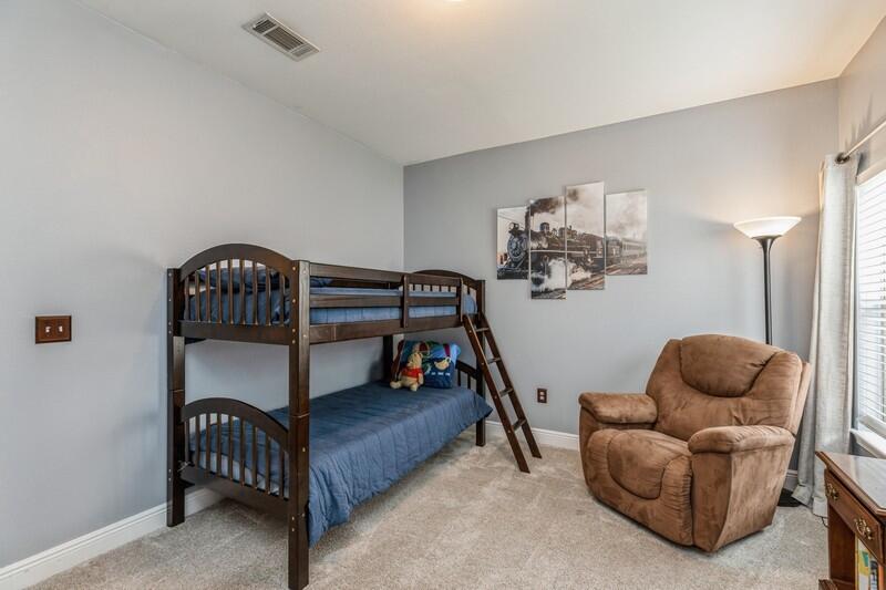 ROLLING RIDGE - Residential