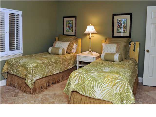 HOLIDAY ISLE TOWERS CONDO - Residential
