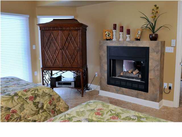 HOLIDAY ISLE TOWERS CONDO - Residential