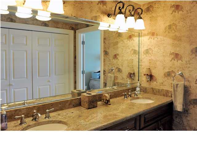 HOLIDAY ISLE TOWERS CONDO - Residential