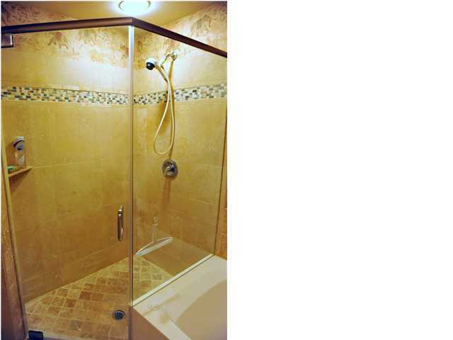 HOLIDAY ISLE TOWERS CONDO - Residential