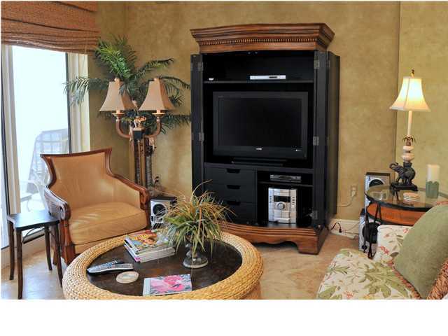 HOLIDAY ISLE TOWERS CONDO - Residential