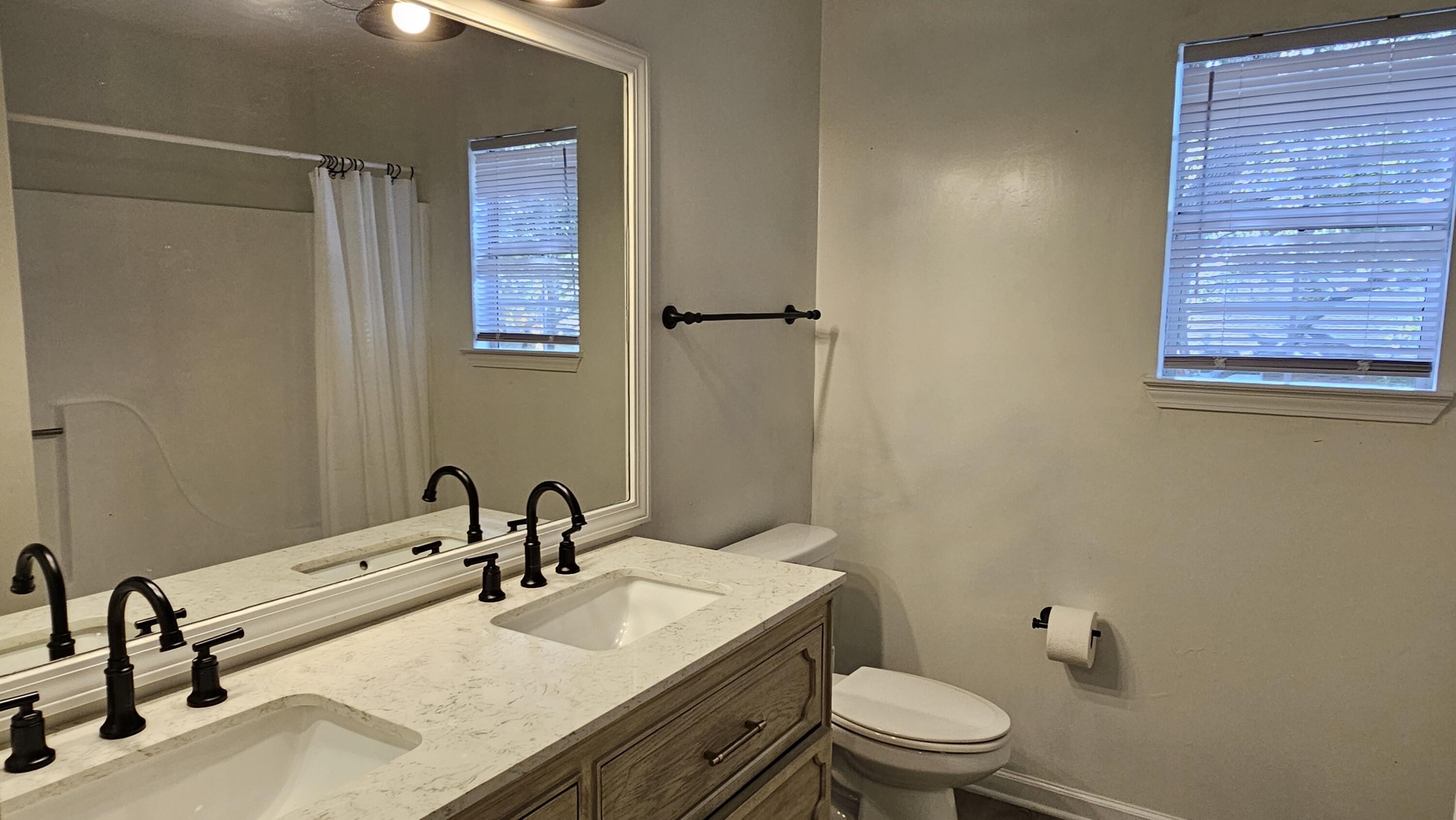 PARKWOOD PLACE AT BLUEWATER BAY - Residential Lease