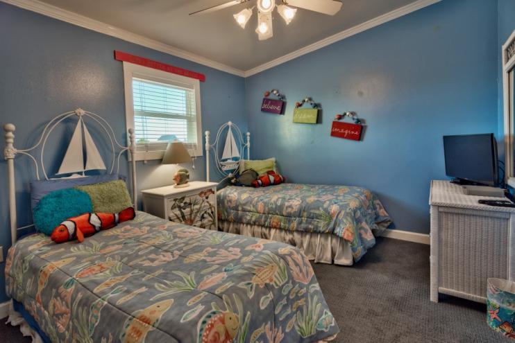 CRYSTAL BEACH T/H - Residential