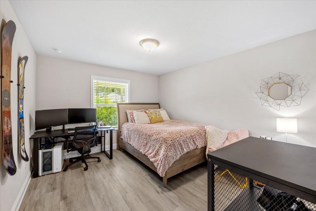 First Addition to Navarre, - Residential