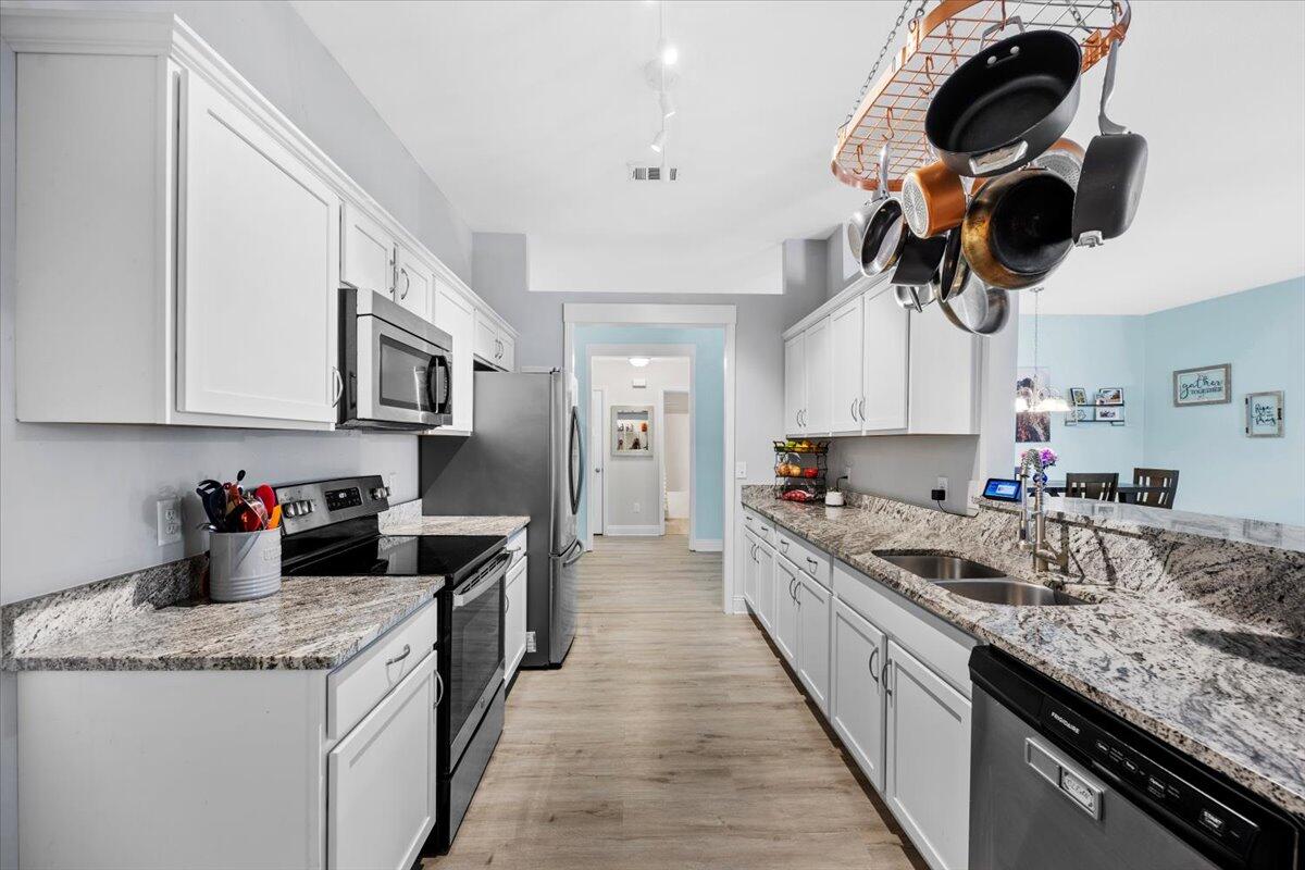 First Addition to Navarre, - Residential